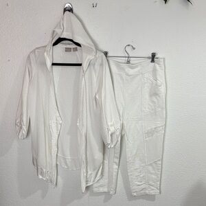 996 Zenergy Women's White Hooded Jacket and Pants Set. Sz8/10